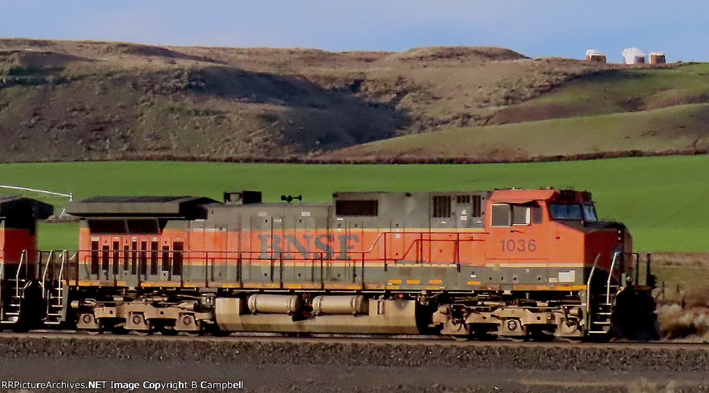 BNSF 1036